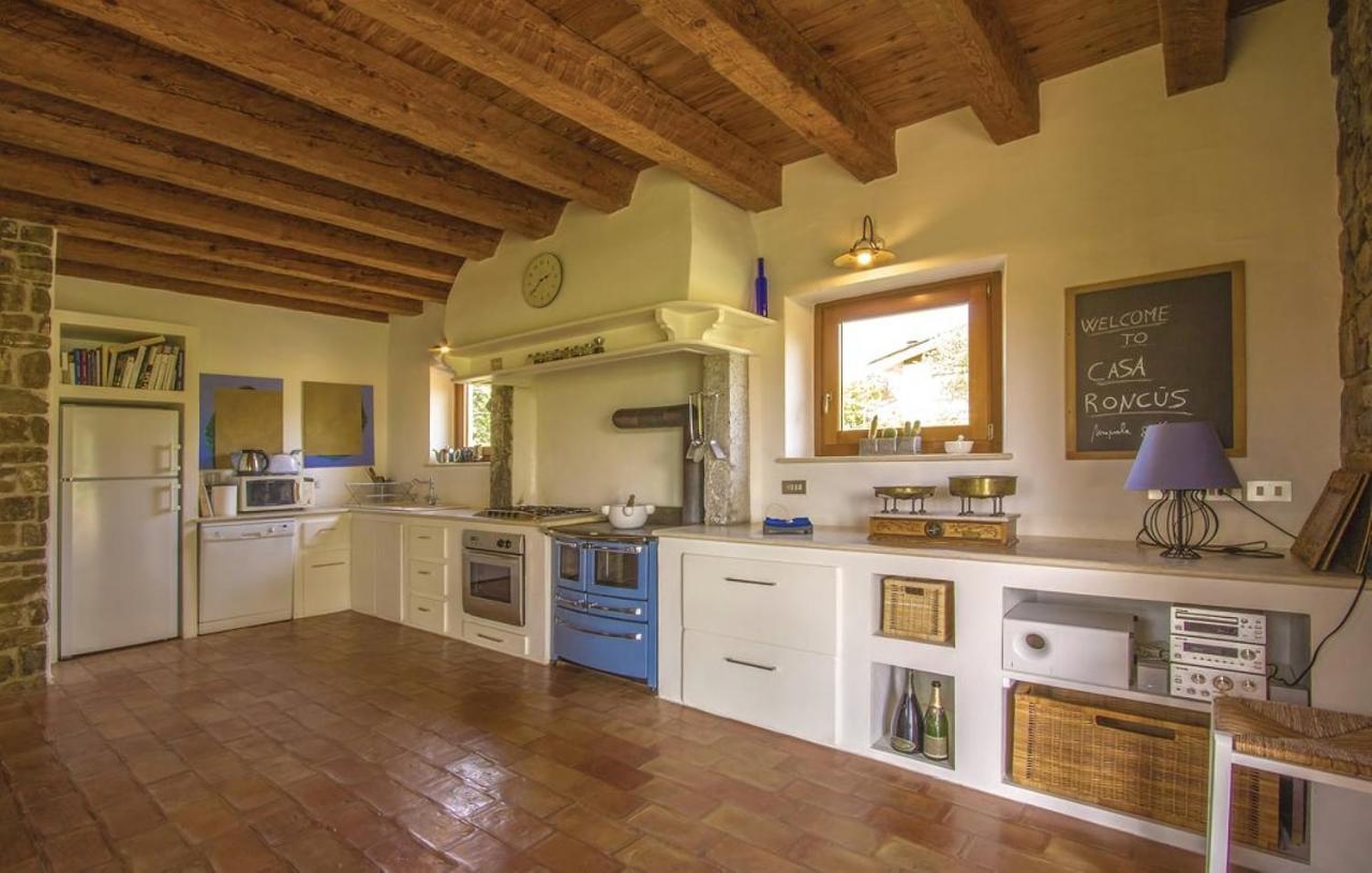 Вилла Capriva Del Friuli - Casa Roncus Экстерьер фото